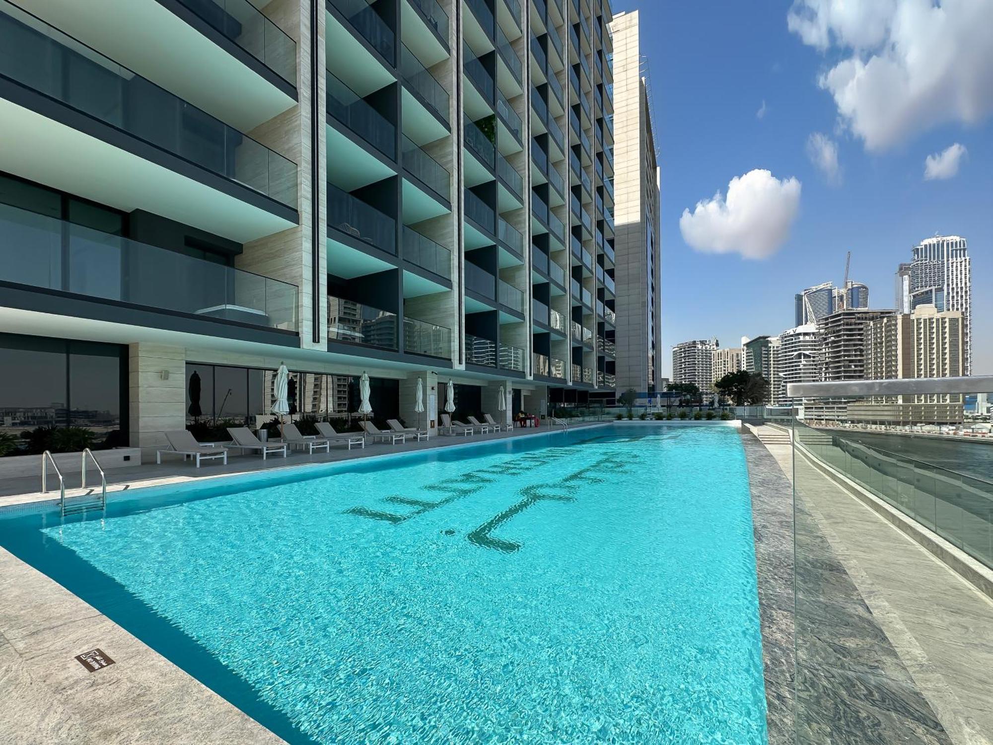 Canal View Escape With Stunning Pool Vibes